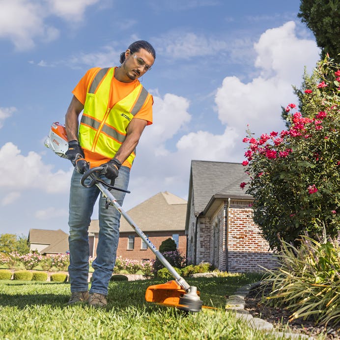 STIHL KMA 135 R Joe Signs Equipment