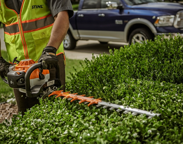STIHL HS 82 R