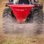 Tarter 200 Series Poly Tub Fertilizer Spreader And Seeder