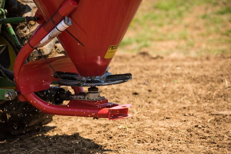 Tarter 200 Series Fertilizer Spreader And Seeder Tarter 200 Series Fertilizer Spreader And Seeder