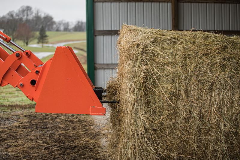 Tarter Bucket Mount Super Bale Spear Tarter Bucket Mount Super Bale Spear