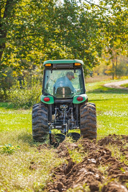 Tarter 200 Series 2 Bottom Mold Board Plow Tarter 200 Series 2 Bottom Mold Board Plow