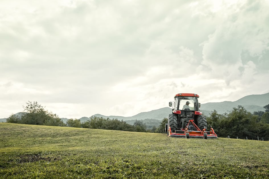 KIOTI RX7320C Utility Tractor KIOTI RX7320C Utility Tractor