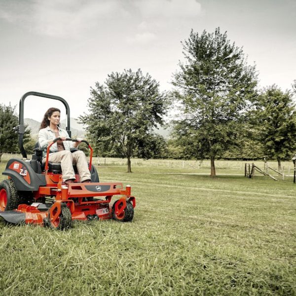 KIOTI ZXR60LT Zero Turn Mower